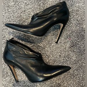 SCHUTZ Womens Booties 6